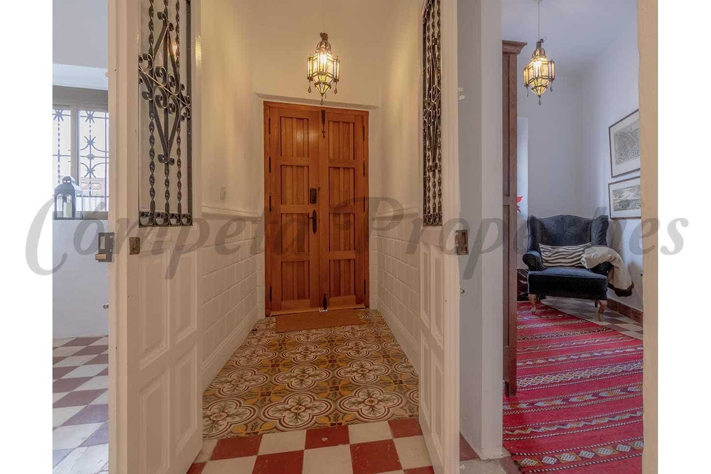 3 makuuhuone Omakotitalo myytävänä paikassa Sedella - 298 000 € (Ref: 10076287)