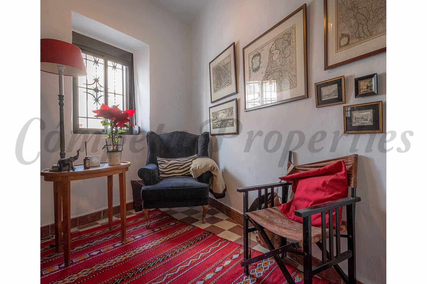 3 makuuhuone Omakotitalo myytävänä paikassa Sedella - 298 000 € (Ref: 10076287)