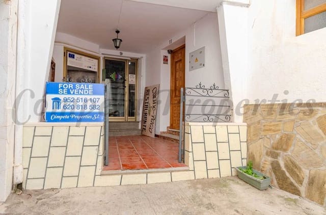 Casa de 4 habitaciones en Cómpeta en venta - 135.000 € (Ref: 10076290)