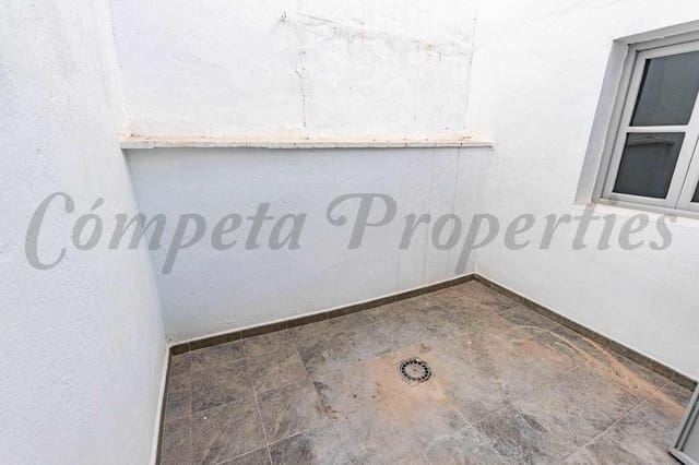 2 makuuhuone Omakotitalo myytävänä paikassa Periana - 167 000 € (Ref: 10076291)