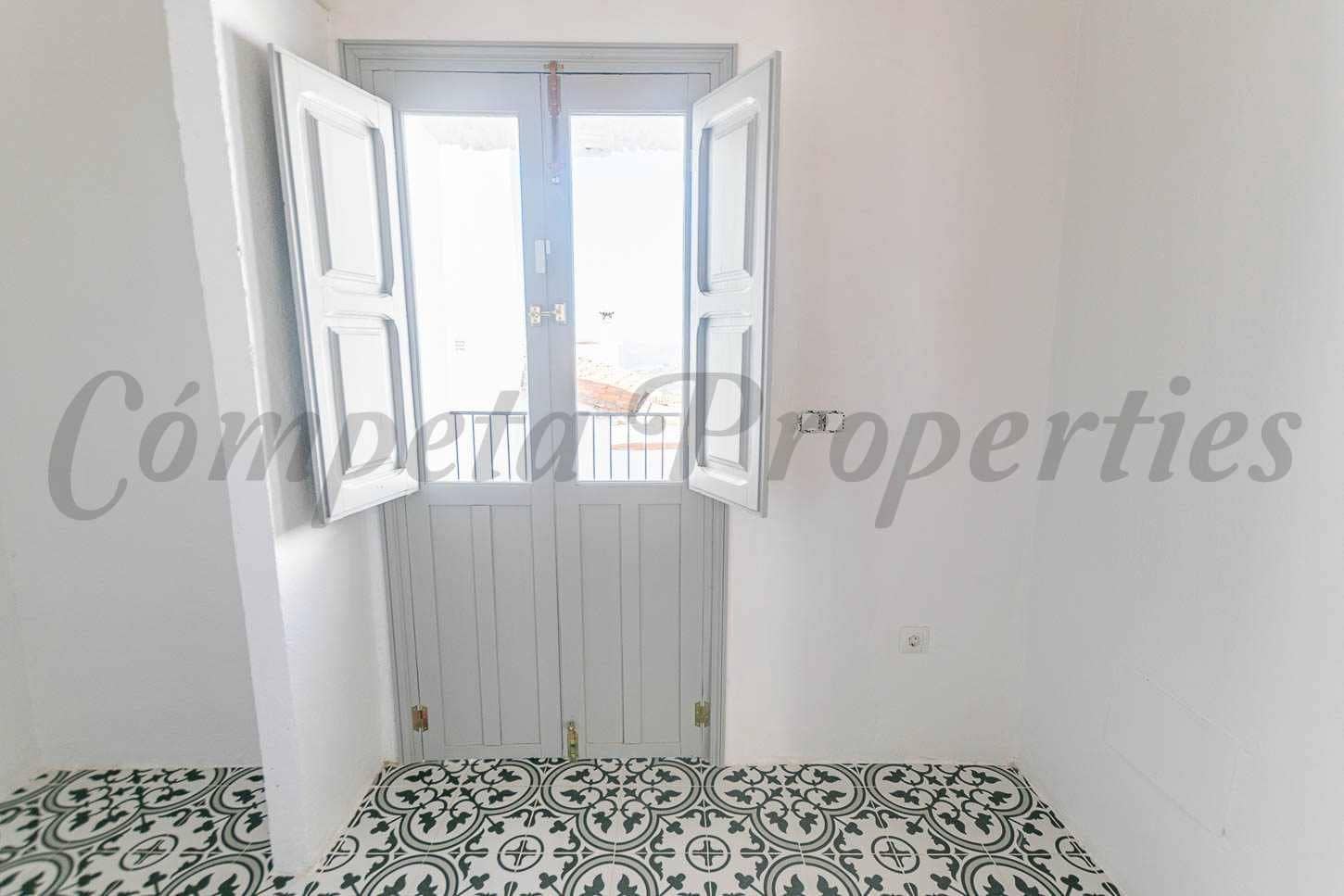 2 slaapkamer Huis te koop in Periana - € 167.000 (Ref: 10076291)