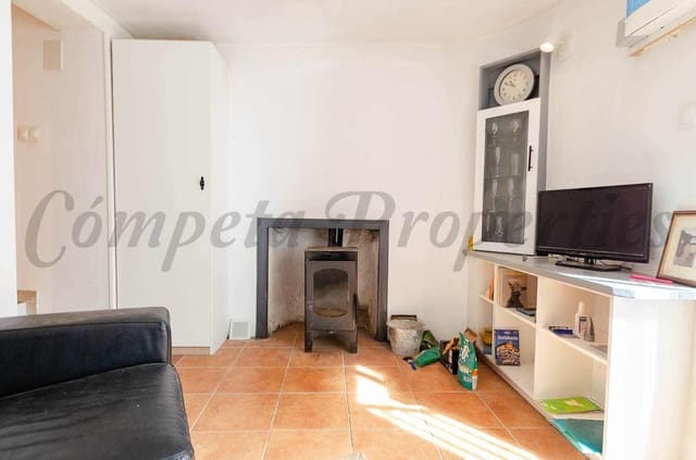 2 makuuhuone Omakotitalo myytävänä paikassa Salares - 87 500 € (Ref: 10076294)