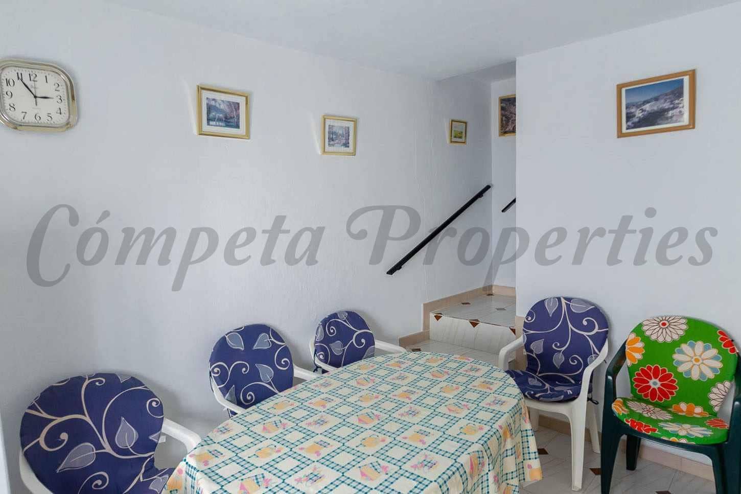 Casa de 1 habitación en Cómpeta en venta - 115.000 € (Ref: 10076299)