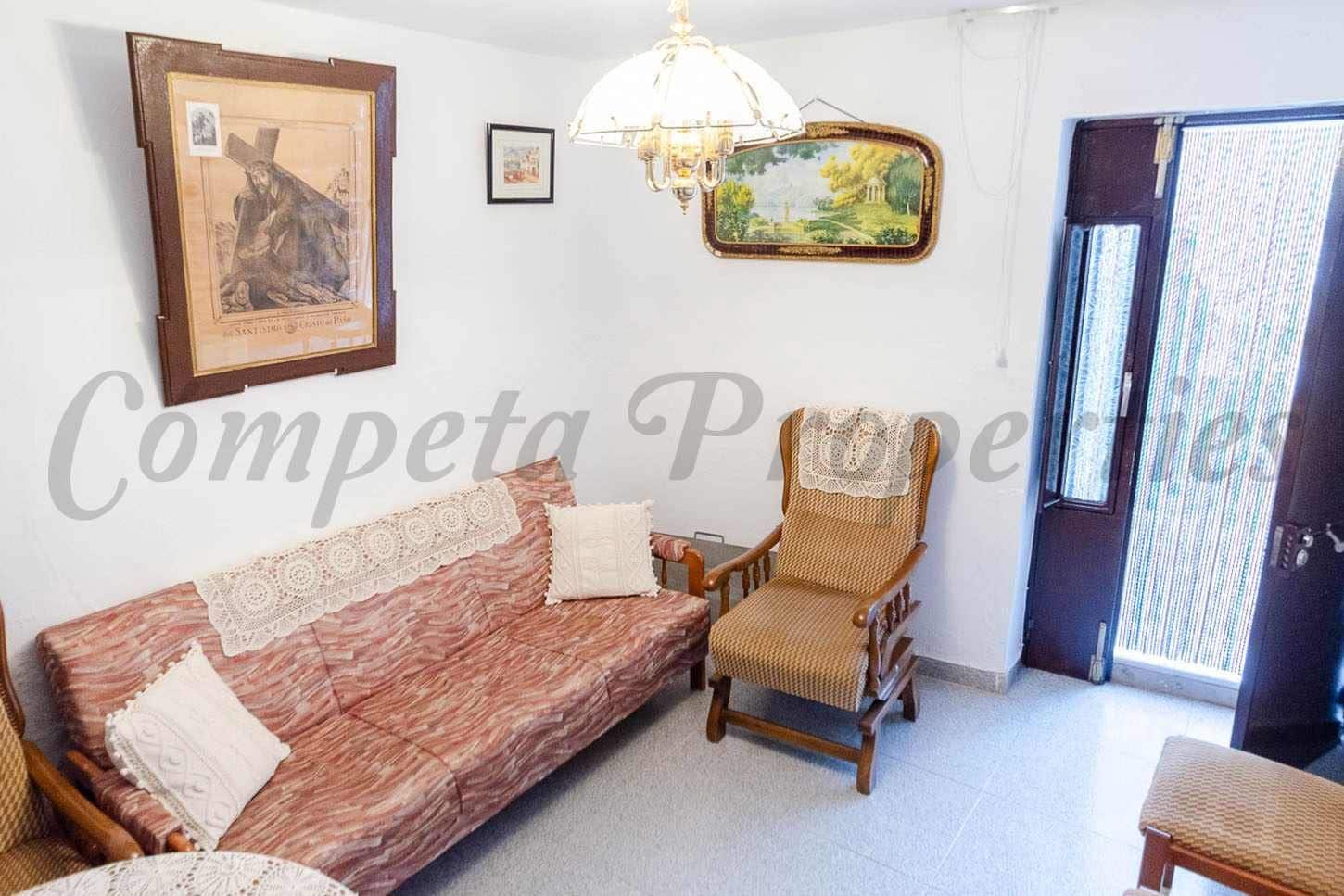 Casa de 1 habitación en Cómpeta en venta - 115.000 € (Ref: 10076299)