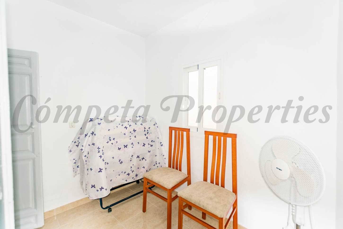 4 sovrum Hus till salu i Competa - 145 000 € (Ref: 10076302)