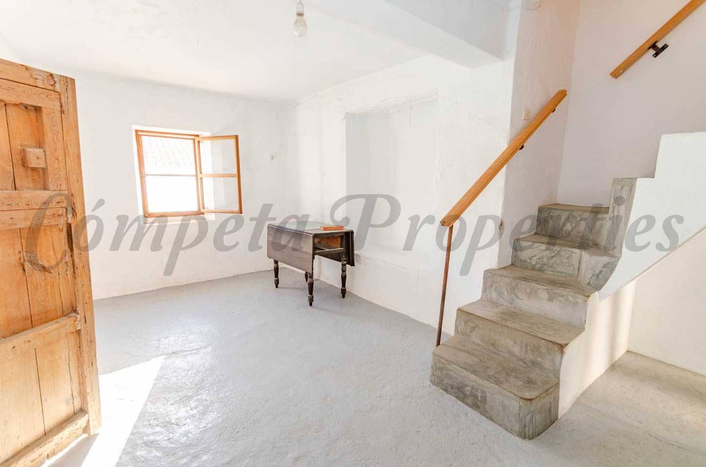 6 soverom Hus til salgs i Competa - € 204 000 (Ref: 10076303)