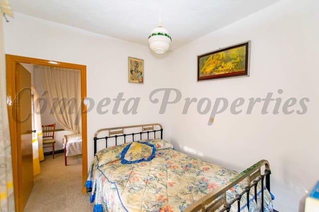 5 Zimmer Haus zu verkaufen in Archez - 97.000 € (Ref: 10076305)