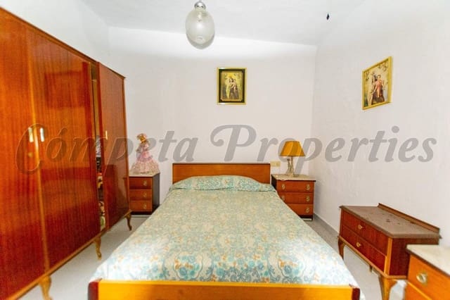 5 Zimmer Haus zu verkaufen in Archez - 97.000 € (Ref: 10076305)