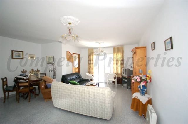 5 quarto Casa em Banda para venda em Cómpeta - 258 000 € (Ref: 10076307)