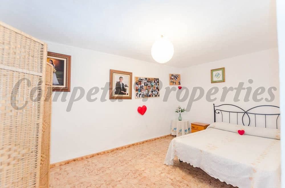 4 sypialnia Dom na sprzedaż w Competa z garażem - 229 500 € (Ref: 10076311)