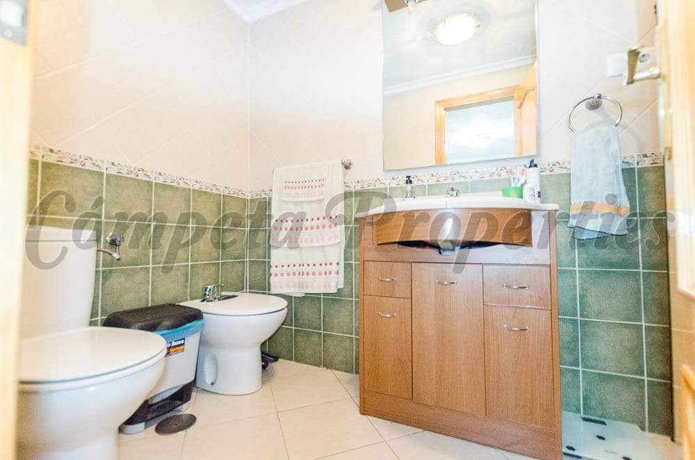 4 sypialnia Dom na sprzedaż w Competa z garażem - 229 500 € (Ref: 10076311)