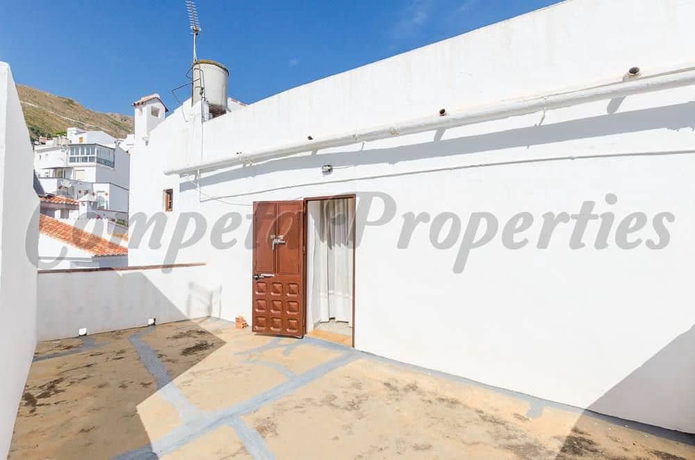 Casa de 2 habitaciones en Cómpeta en venta con garaje - 156.000 € (Ref: 10076312)