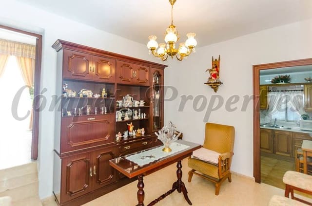 Casa de 2 habitaciones en Cómpeta en venta con garaje - 156.000 € (Ref: 10076312)