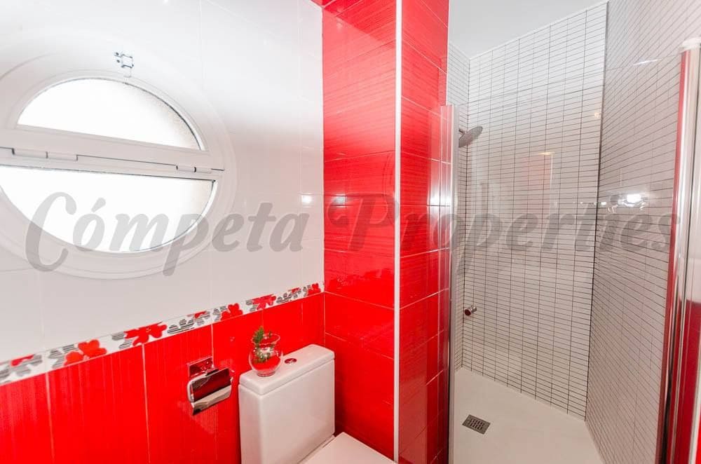 3 bedroom Townhouse for sale in Archez with garage - € 315,000 (Ref: 10076313)
