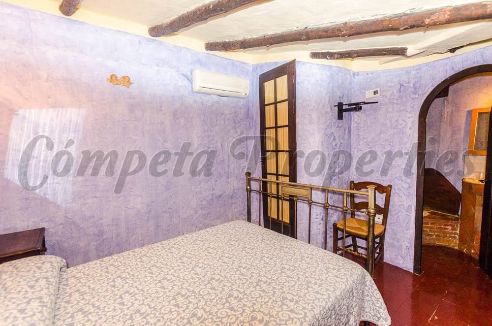 7 sovrum Kommersiell till salu i Archez - 275 000 € (Ref: 10076314)