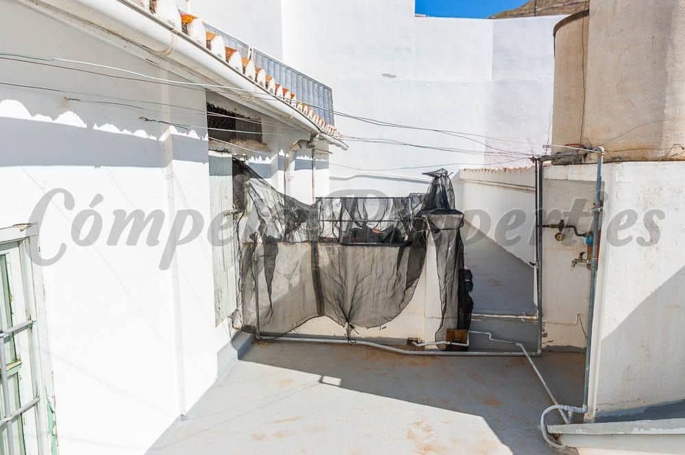 9 chambre Maison de Ville à vendre à Competa - 210 000 € (Ref: 10076316)
