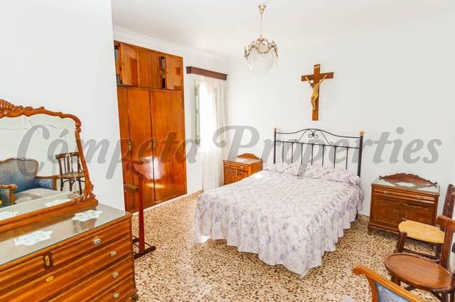9 chambre Maison de Ville à vendre à Cómpeta - 210 000 € (Ref: 10076316)
