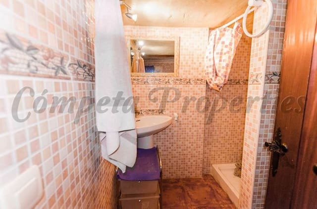 Apartamento de 2 habitaciones en Cómpeta en venta - 66.000 € (Ref: 10076318)