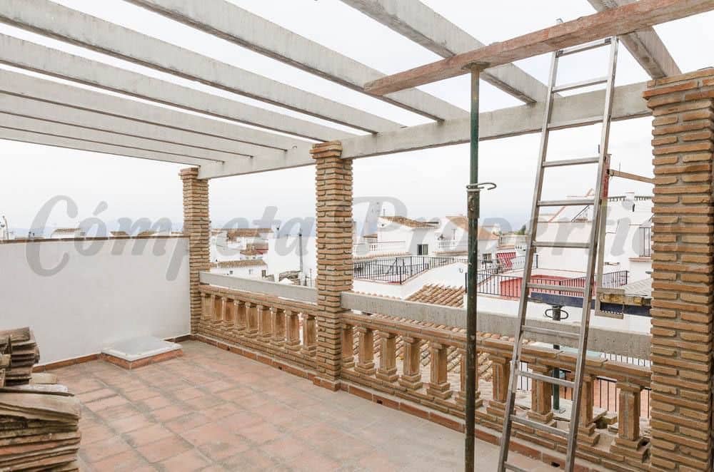 5 quarto Casa em Banda para venda em Canillas de Aceituno - 139 000 € (Ref: 10076319)