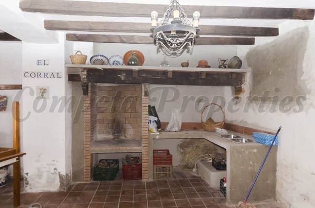 5 slaapkamer Huis te koop in Canillas de Aceituno - € 139.000 (Ref: 10076319)