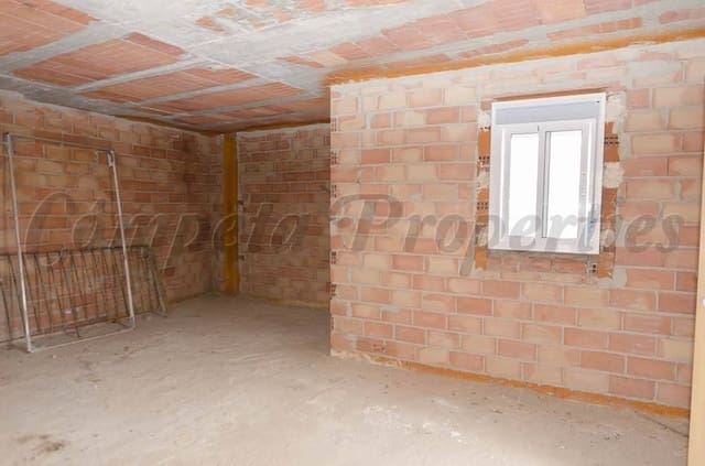 5 slaapkamer Huis te koop in Canillas de Aceituno - € 139.000 (Ref: 10076319)