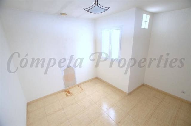 4 Zimmer Haus zu verkaufen in Canillas de Aceituno mit Garage - 213.000 € (Ref: 10076320)