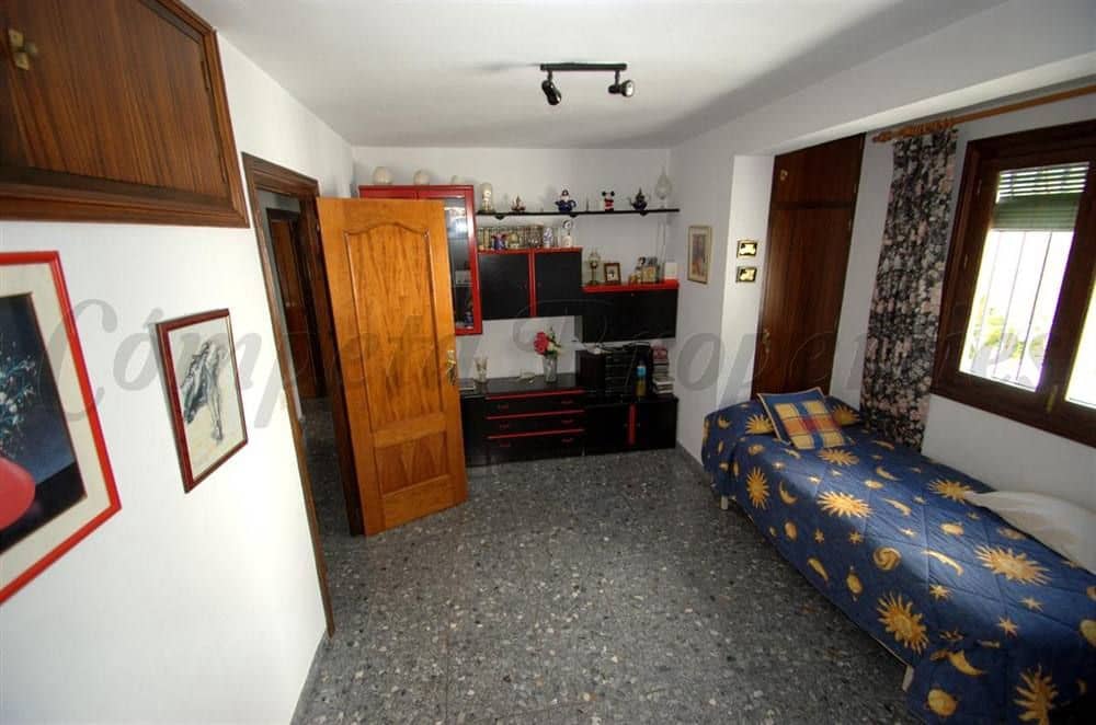 8 Zimmer Haus zu verkaufen in Competa mit Garage - 390.000 € (Ref: 10076321)
