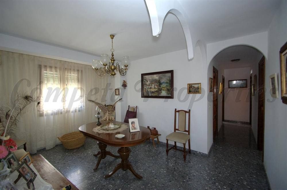 8 Zimmer Haus zu verkaufen in Competa mit Garage - 390.000 € (Ref: 10076321)