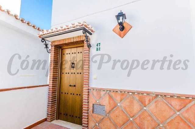 Casa de 3 habitaciones en Cómpeta en venta - 259.000 € (Ref: 10076322)