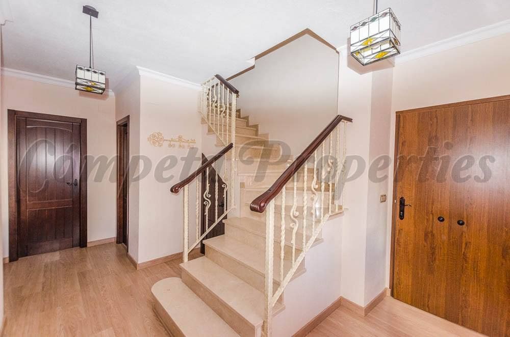 Casa de 3 habitaciones en Cómpeta en venta - 259.000 € (Ref: 10076322)