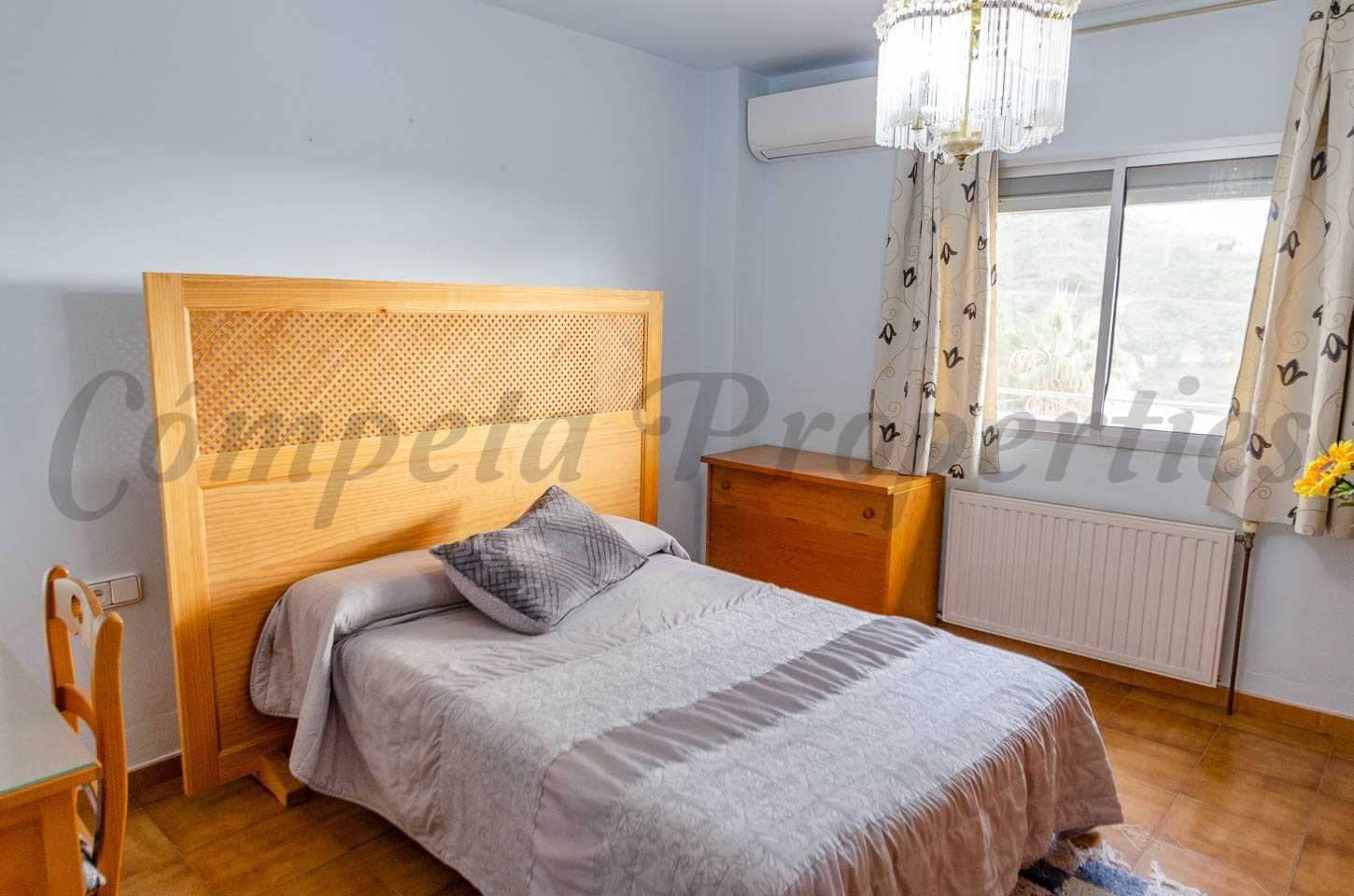 5 Zimmer Haus zu verkaufen in Competa - 480.000 € (Ref: 10076323)