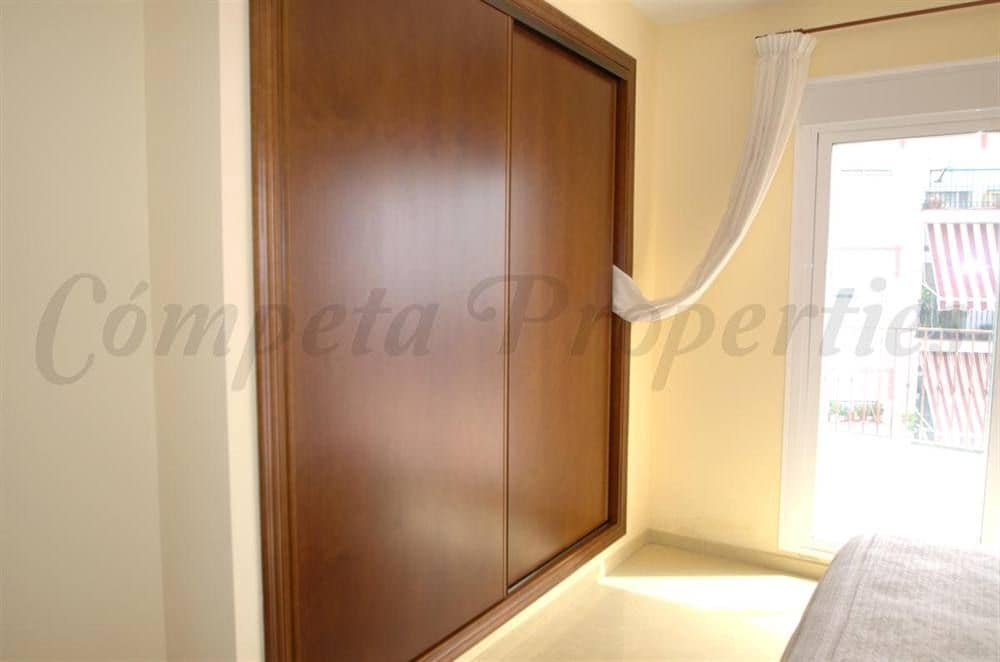 3 chambre Villa/Maison Mitoyenne à vendre à Competa avec garage - 186 000 € (Ref: 10076324)
