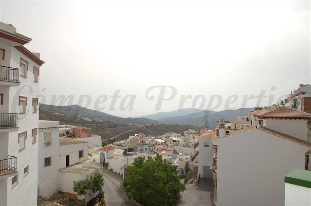 3 chambre Villa/Maison Mitoyenne à vendre à Competa avec garage - 186 000 € (Ref: 10076324)