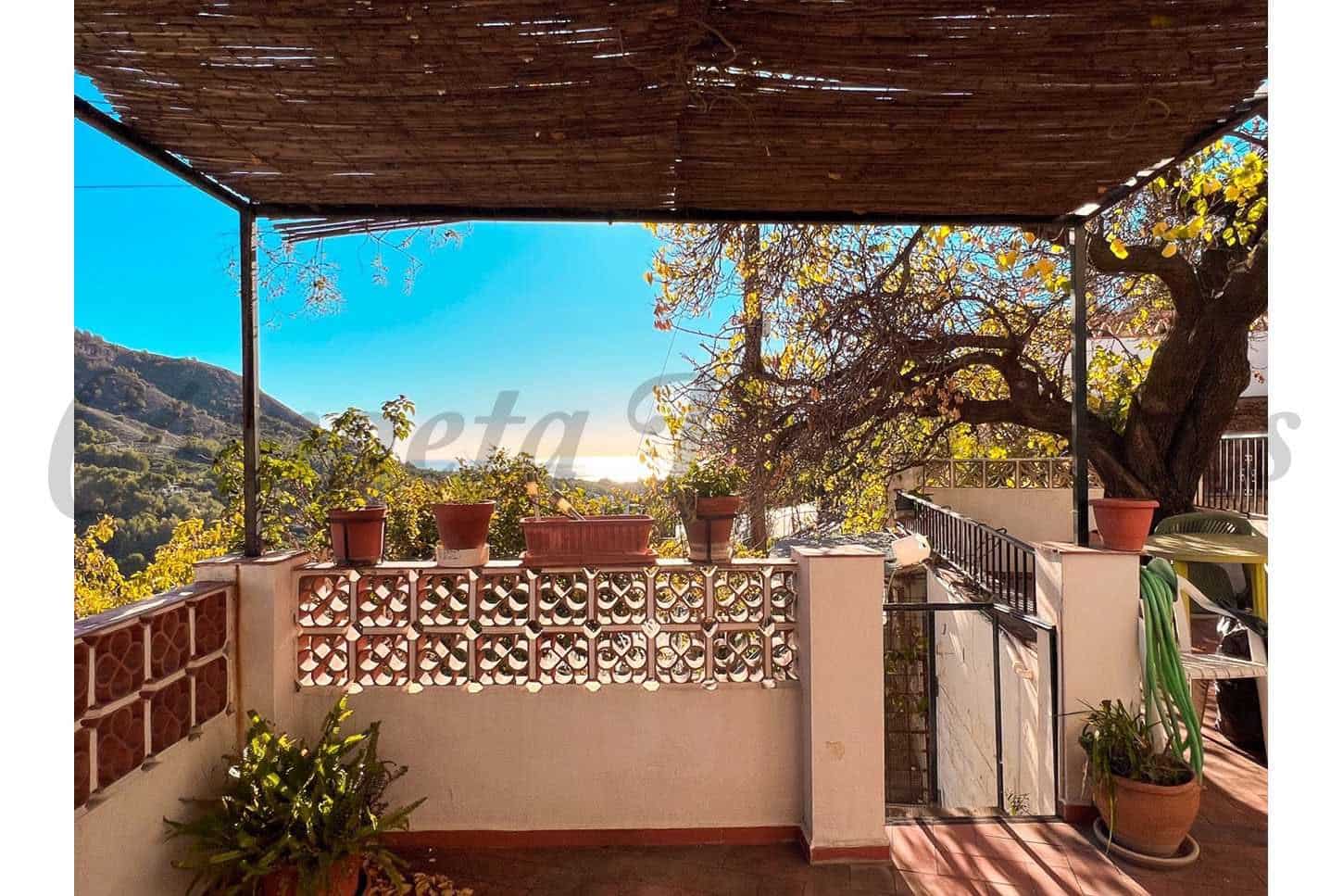 3 Zimmer Reihenhaus zu verkaufen in Frigiliana mit Pool Garage - 399.000 € (Ref: 10076325)
