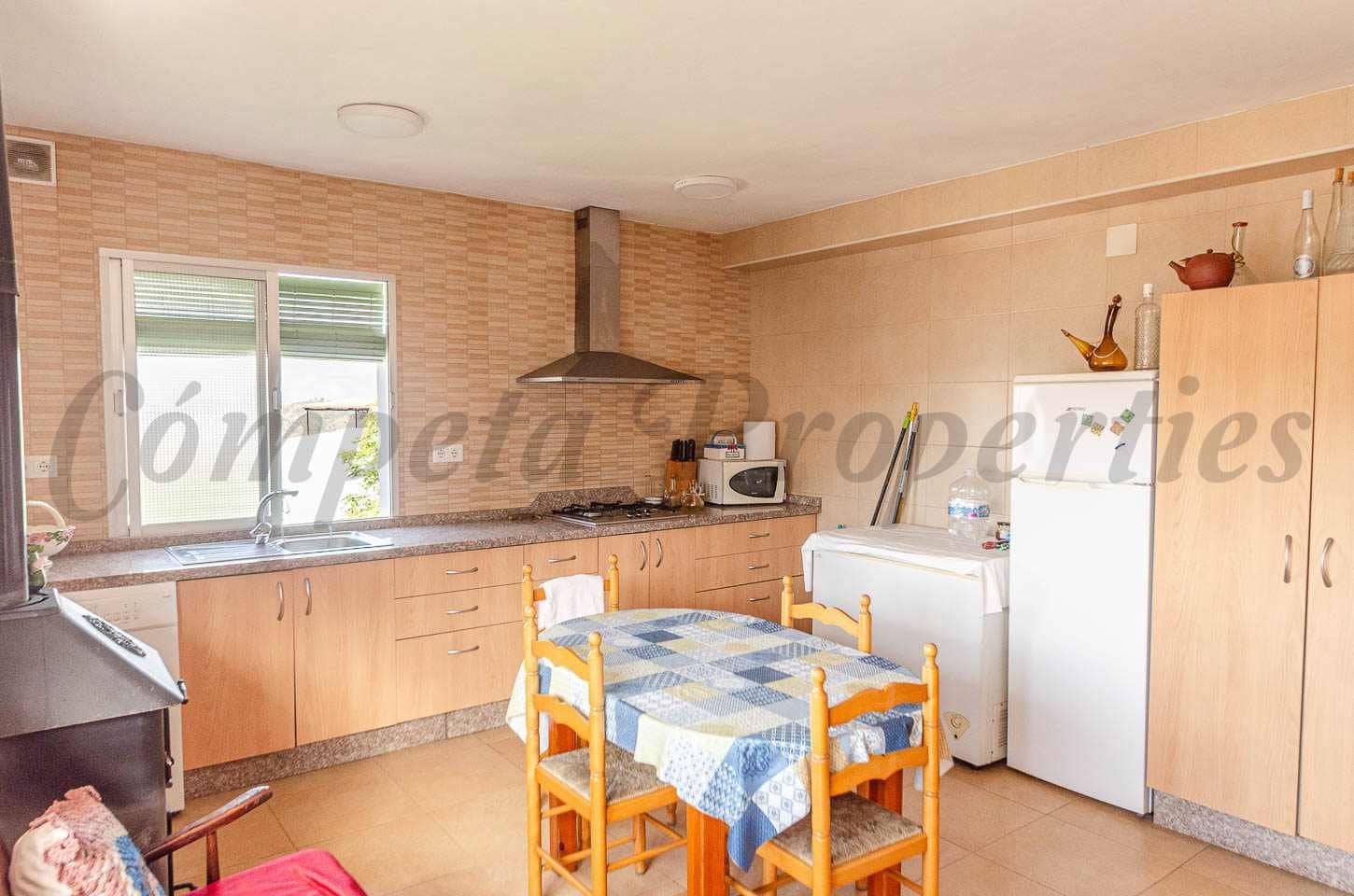 4 sovrum Hus till salu i Competa med garage - 650 000 € (Ref: 10076327)