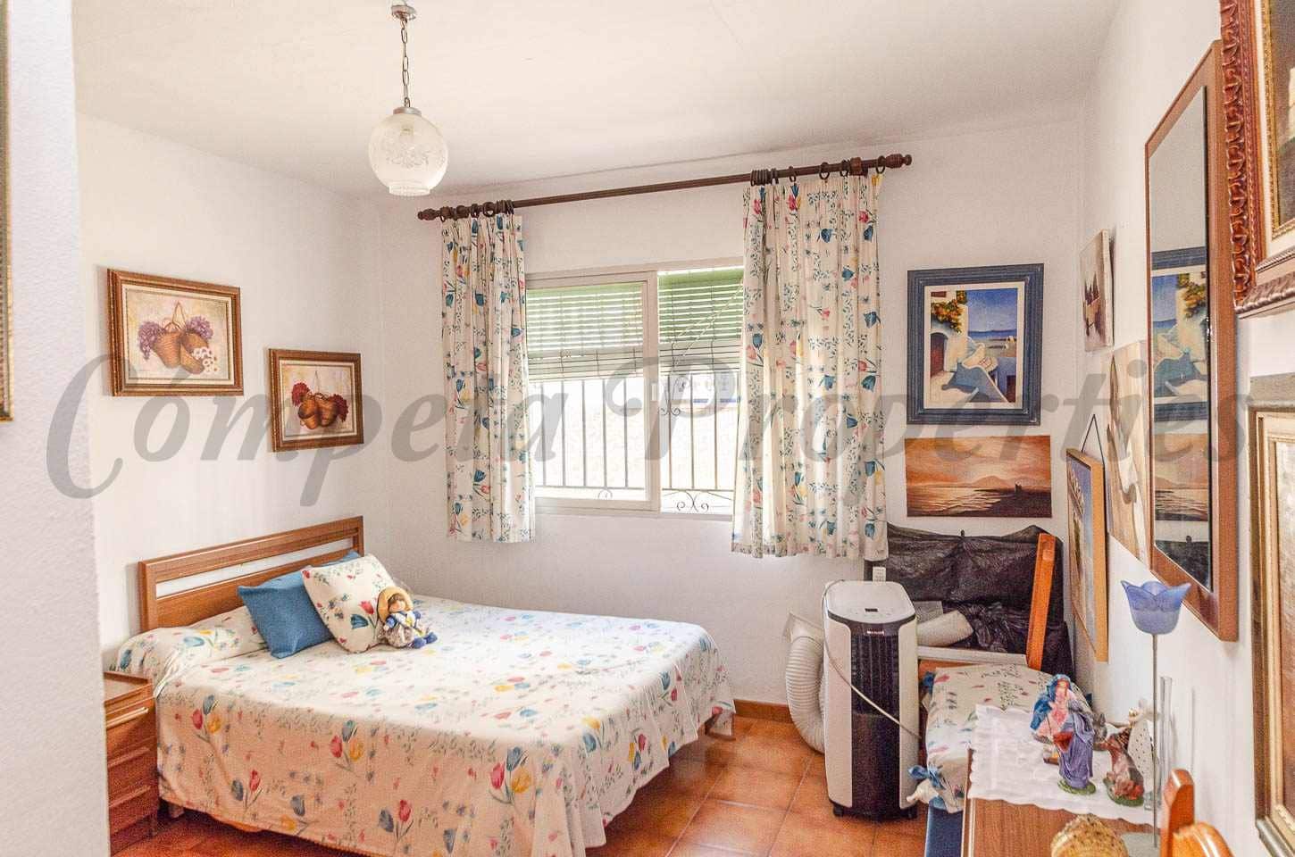 4 sovrum Hus till salu i Competa med garage - 650 000 € (Ref: 10076327)