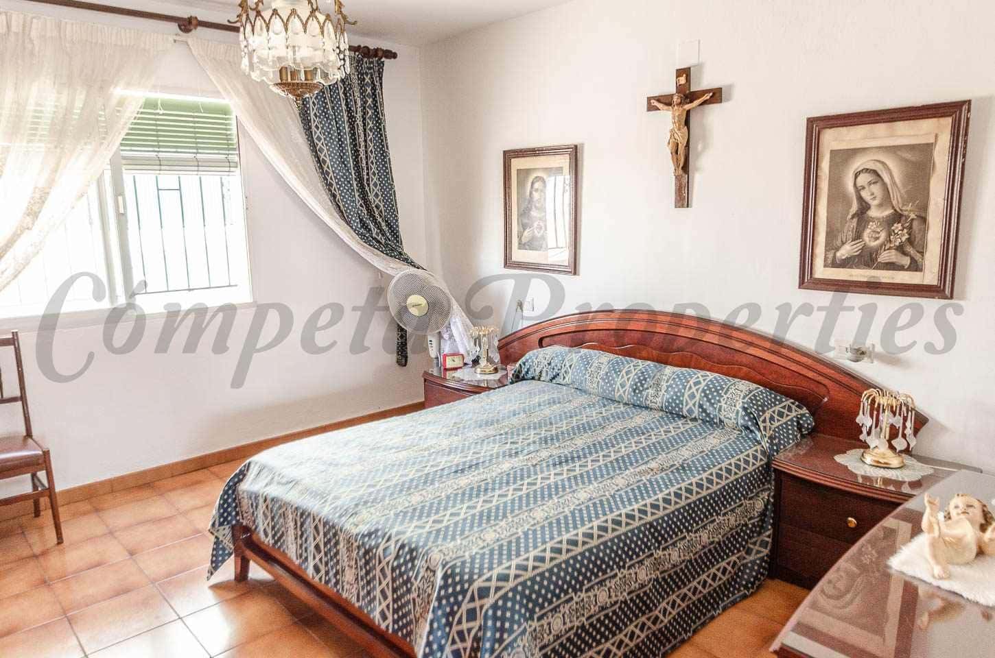 4 sovrum Hus till salu i Competa med garage - 650 000 € (Ref: 10076327)