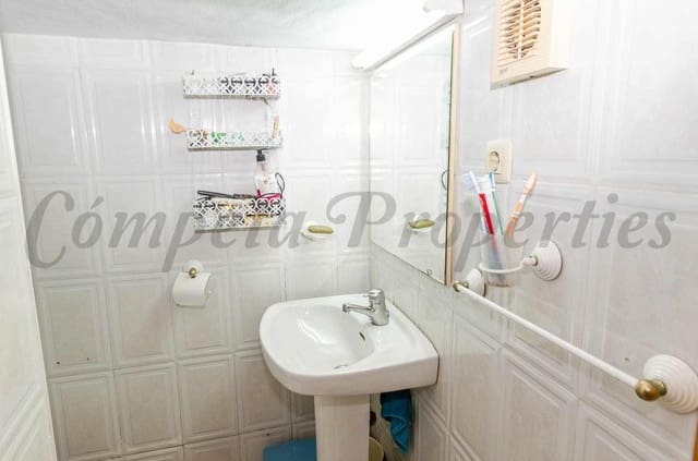 5 sypialnia Dom na sprzedaż w Cómpeta - 157 000 € (Ref: 10076328)