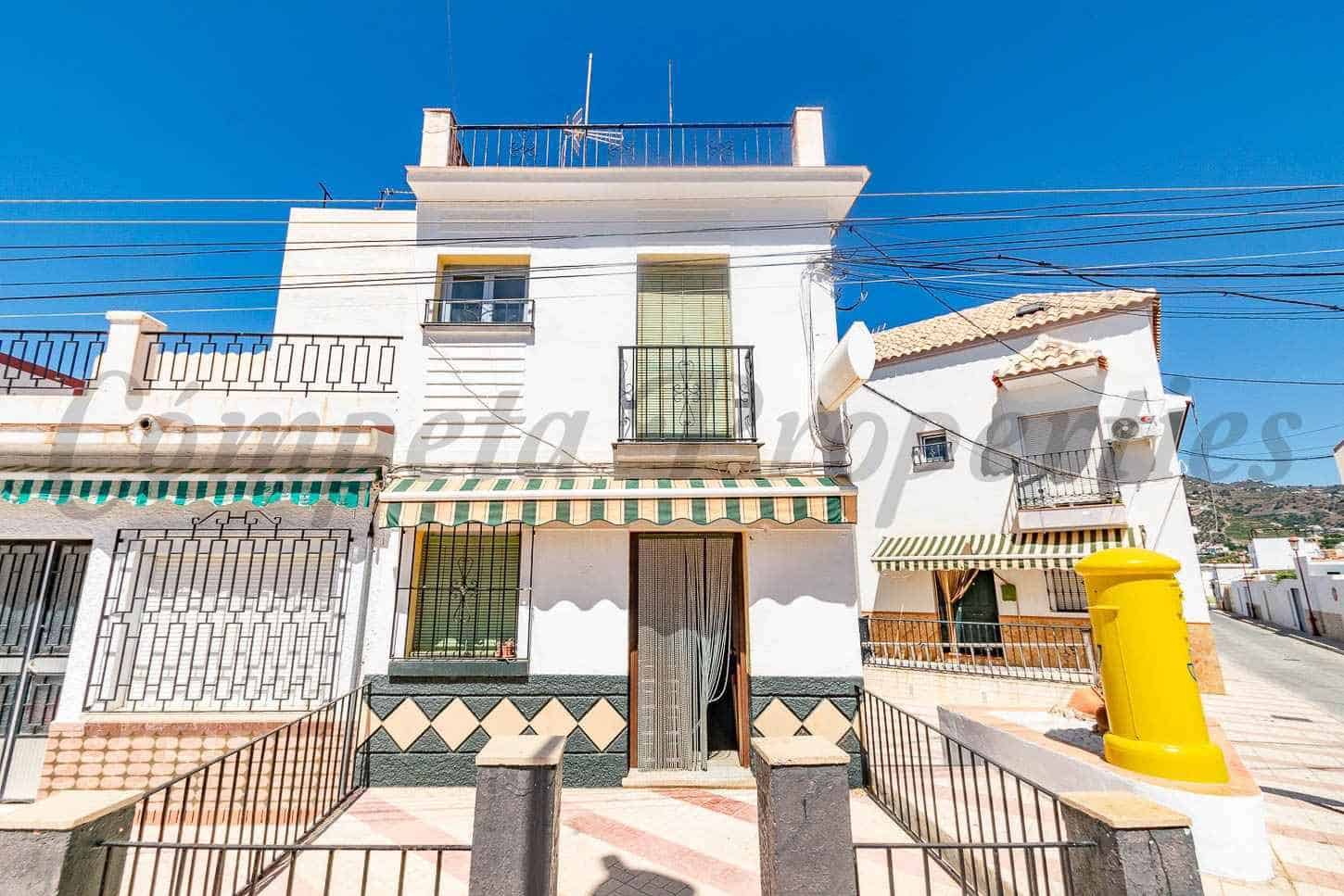 3 quarto Casa em Banda para venda em Torrox - 202 000 € (Ref: 10076330)