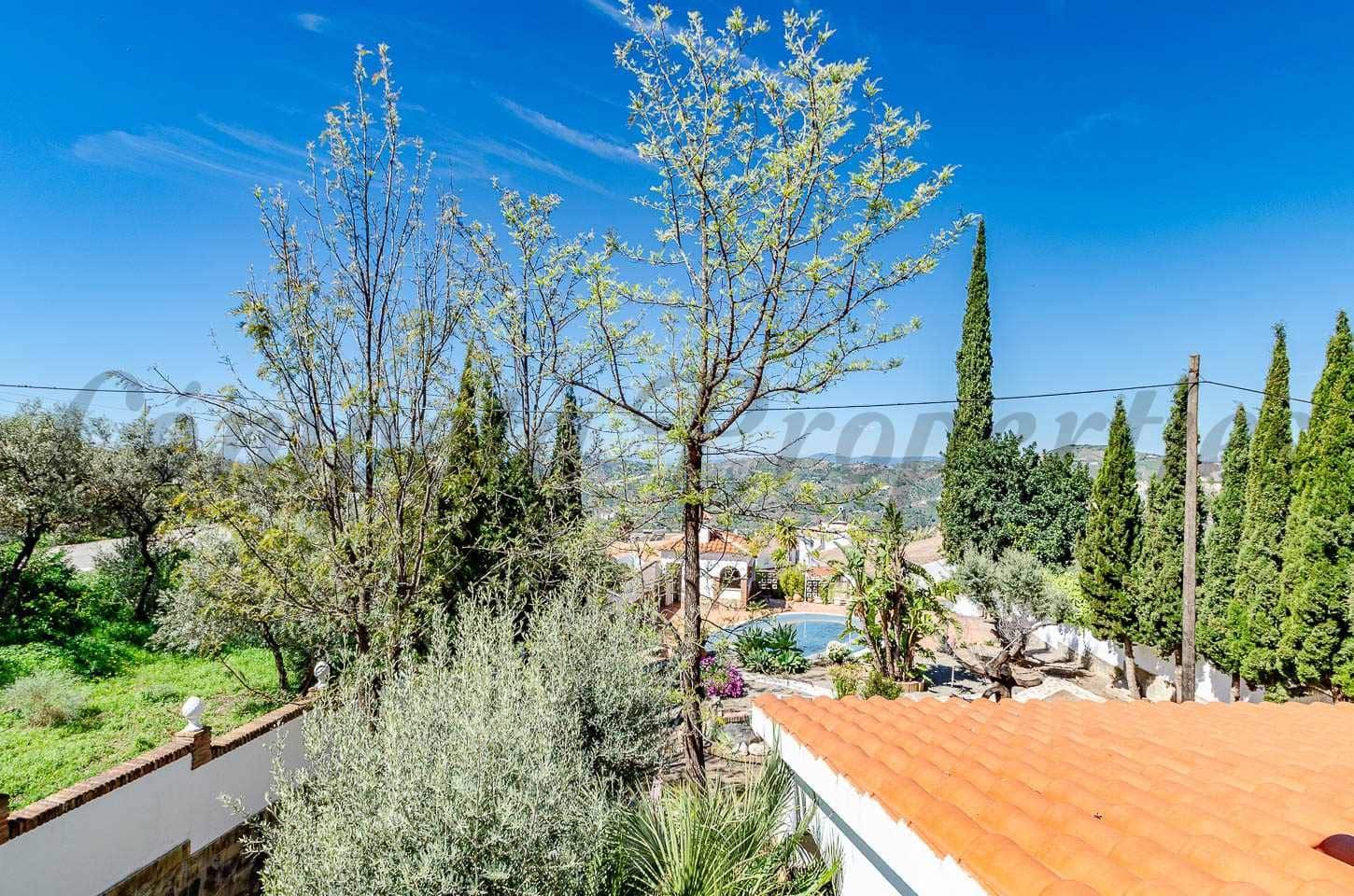 4 chambre Villa/Maison à vendre à Competa avec piscine garage - 599 000 € (Ref: 10076331)