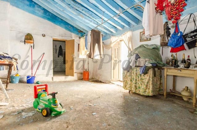 4 makuuhuone Omakotitalo myytävänä paikassa Salares - 87 500 € (Ref: 10076332)