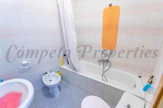 3 bedroom Townhouse for sale in Periana - € 80,000 (Ref: 10076334)