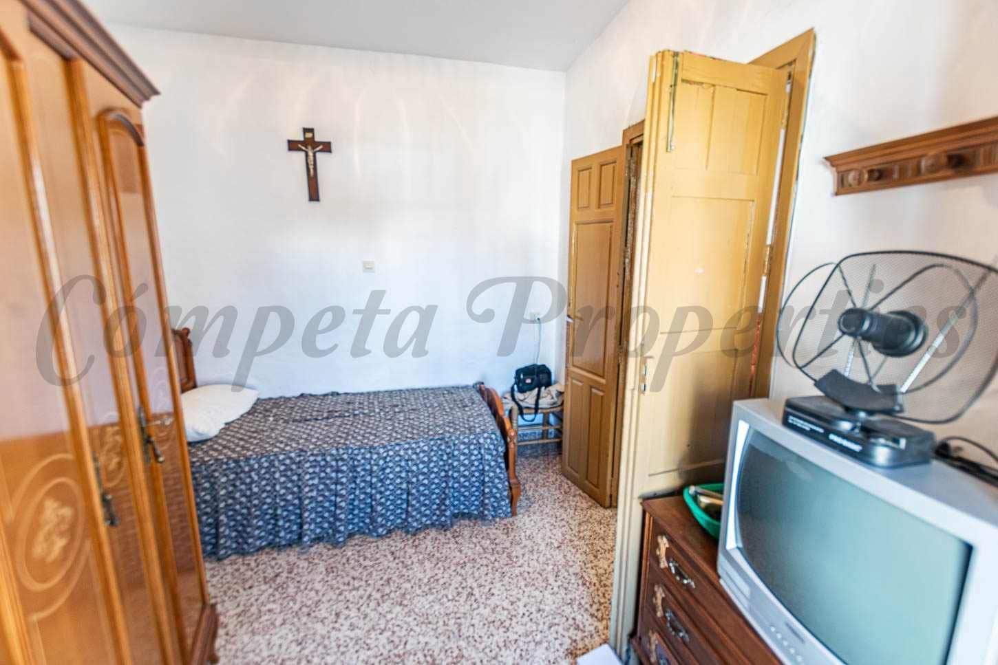 3 bedroom Townhouse for sale in Periana - € 80,000 (Ref: 10076334)