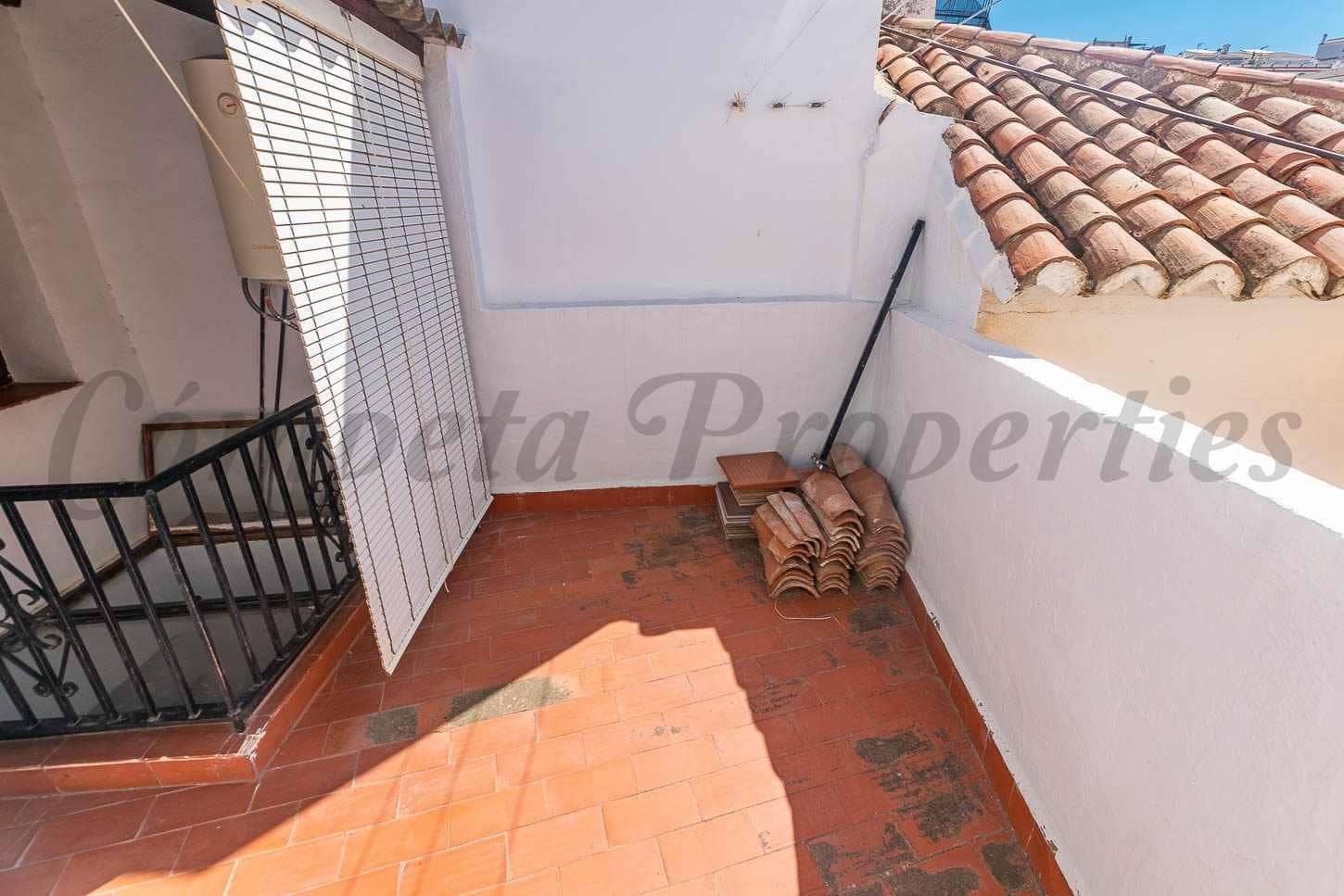 3 bedroom Townhouse for sale in Periana - € 80,000 (Ref: 10076334)