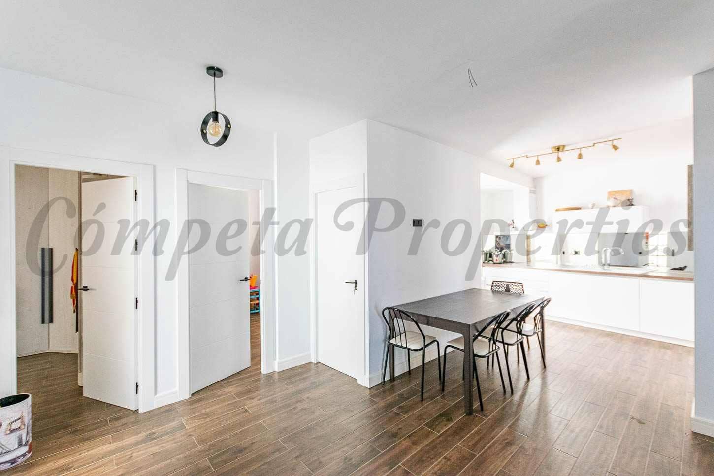3 makuuhuone Omakotitalo myytävänä paikassa Corumbela mukana 
autotalli - 220 000 € (Ref: 10076335)