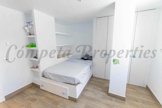 4 makuuhuone Omakotitalo myytävänä paikassa Cómpeta - 445 000 € (Ref: 10076337)