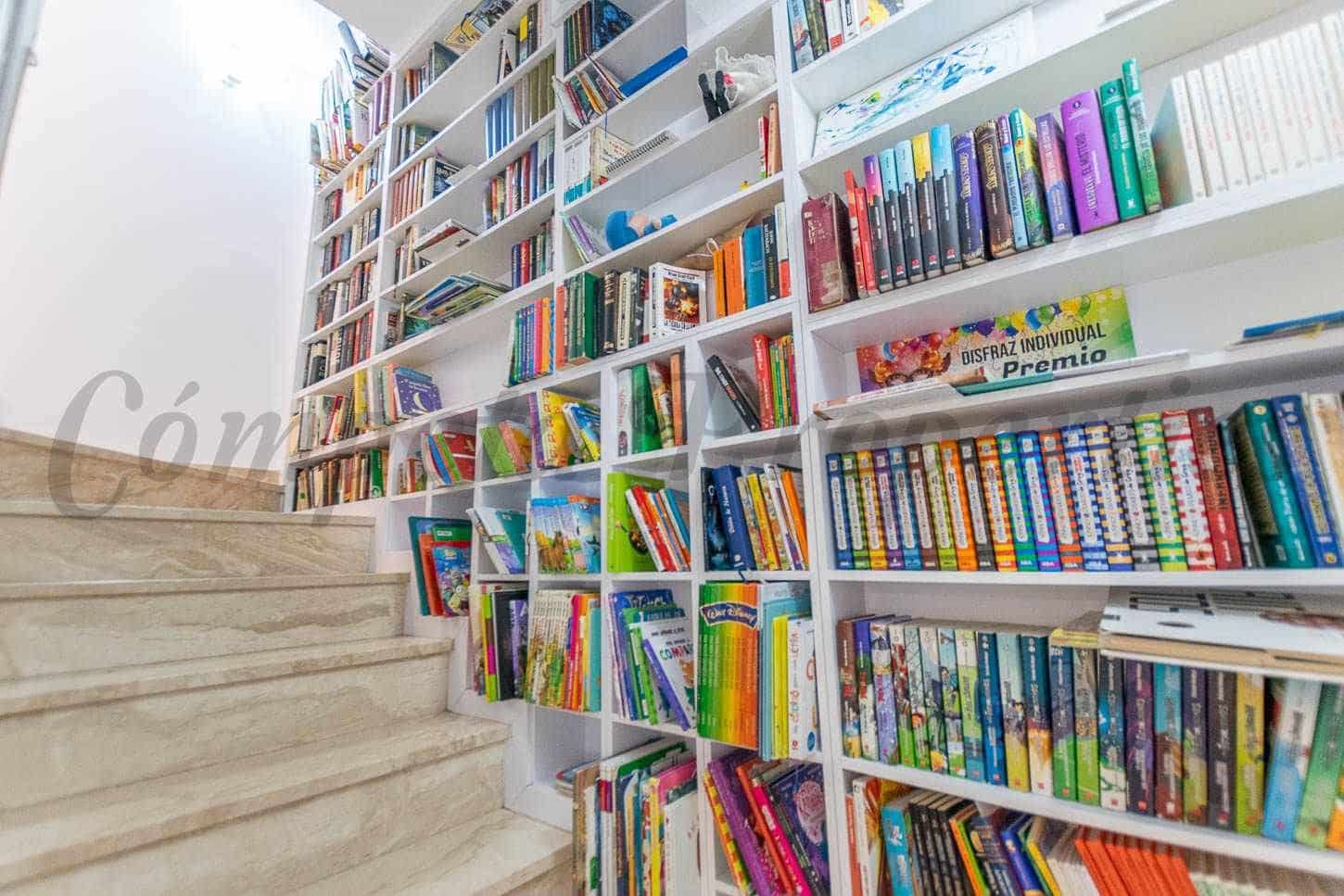 4 makuuhuone Omakotitalo myytävänä paikassa Competa - 445 000 € (Ref: 10076337)
