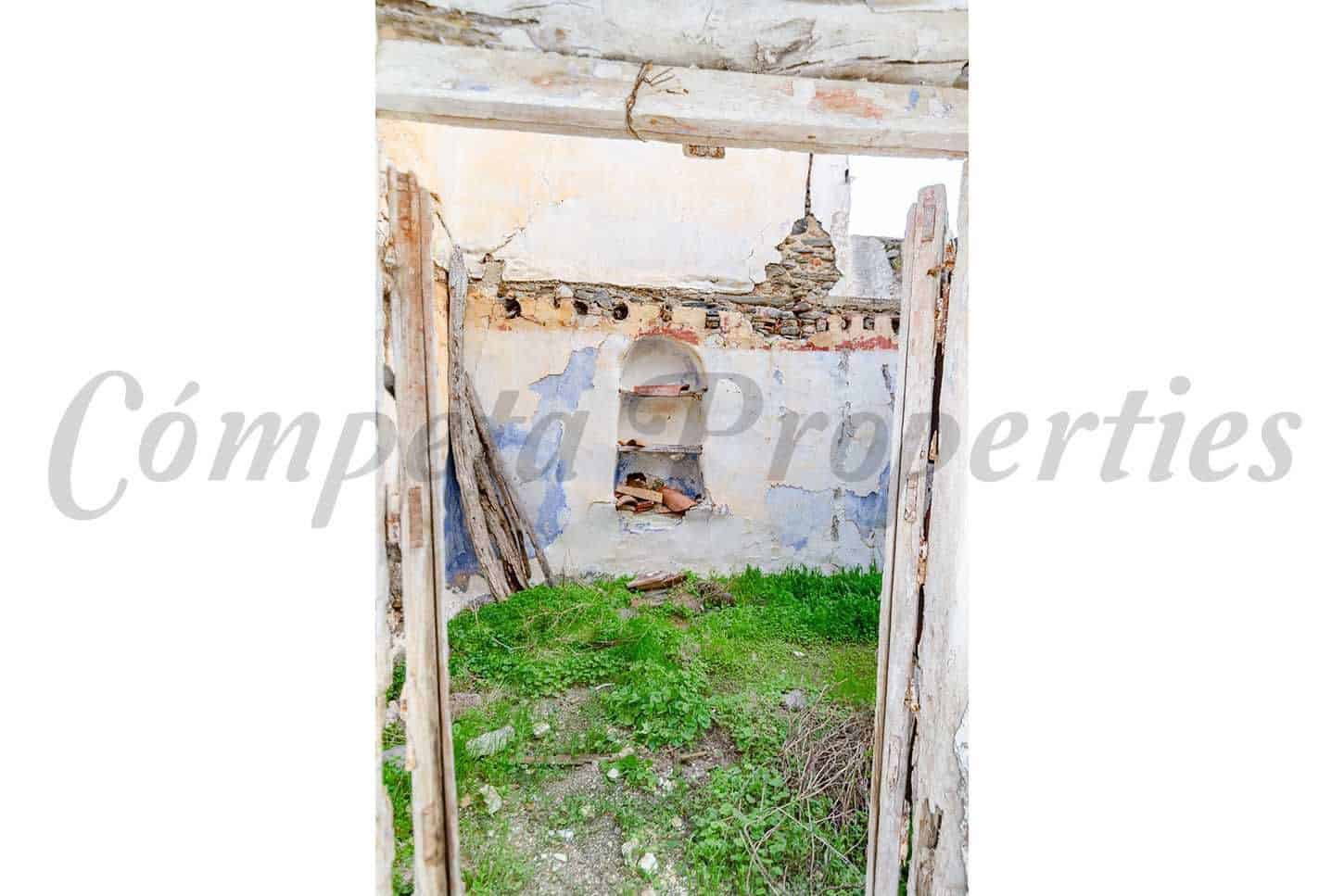 Casa in vendita in Salares - 30.000 € (Rif: 10076344)