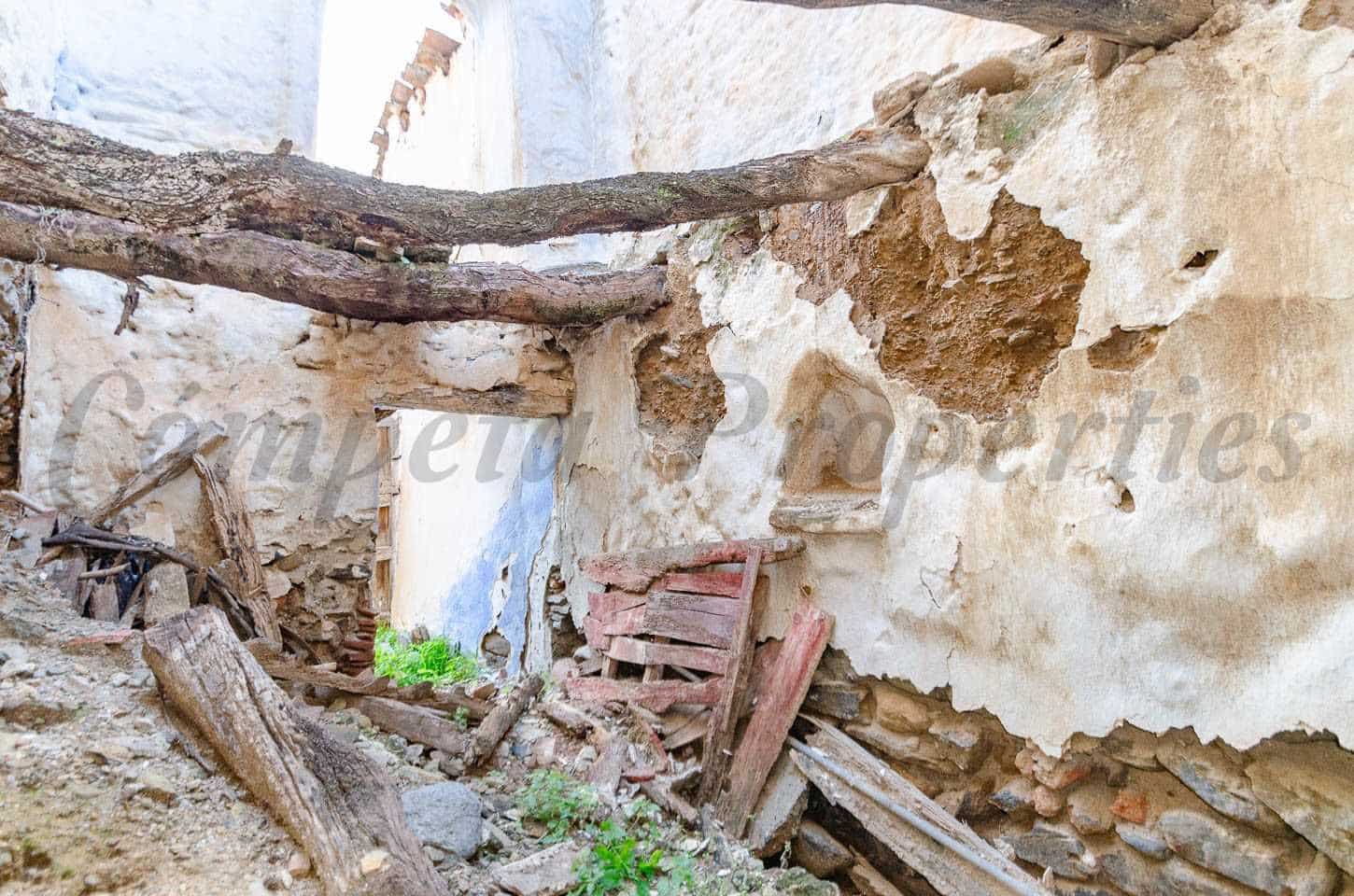 Casa in vendita in Salares - 30.000 € (Rif: 10076344)