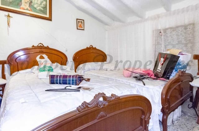 3 bedroom Townhouse for sale in Canillas de Aceituno - € 65,000 (Ref: 10076345)